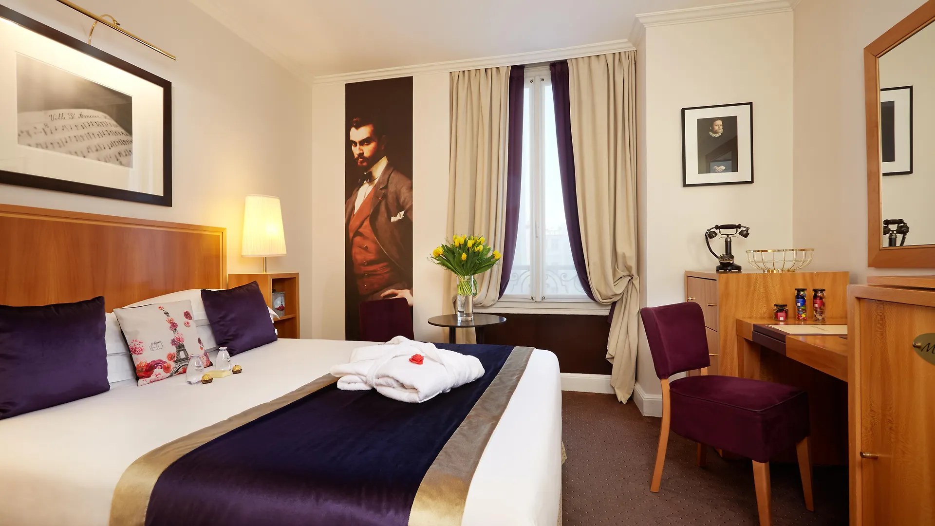 Hotel Waldorf Trocadero Tour Eiffel 4*