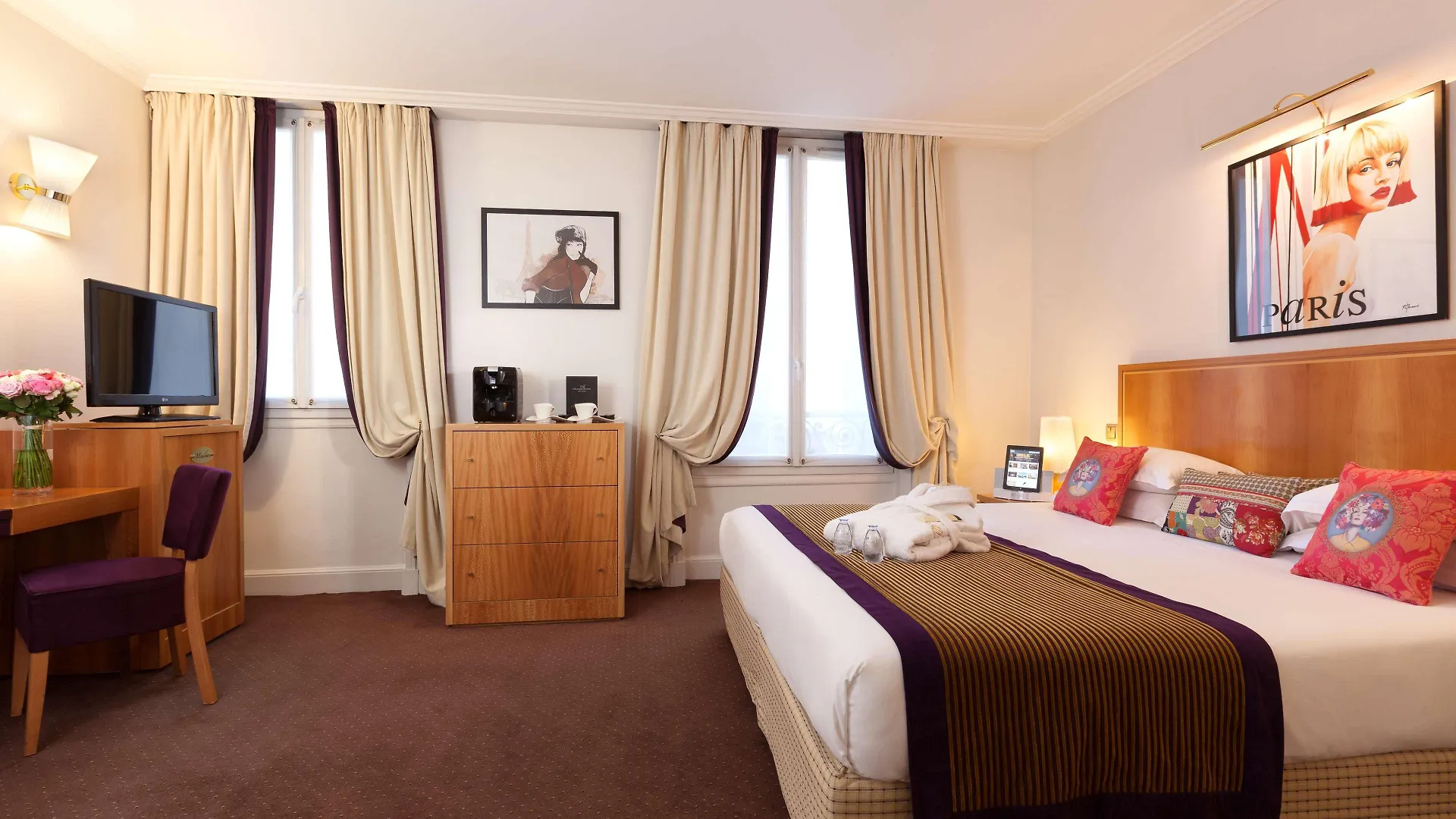 Hotel Waldorf Trocadero Tour Eiffel Paris