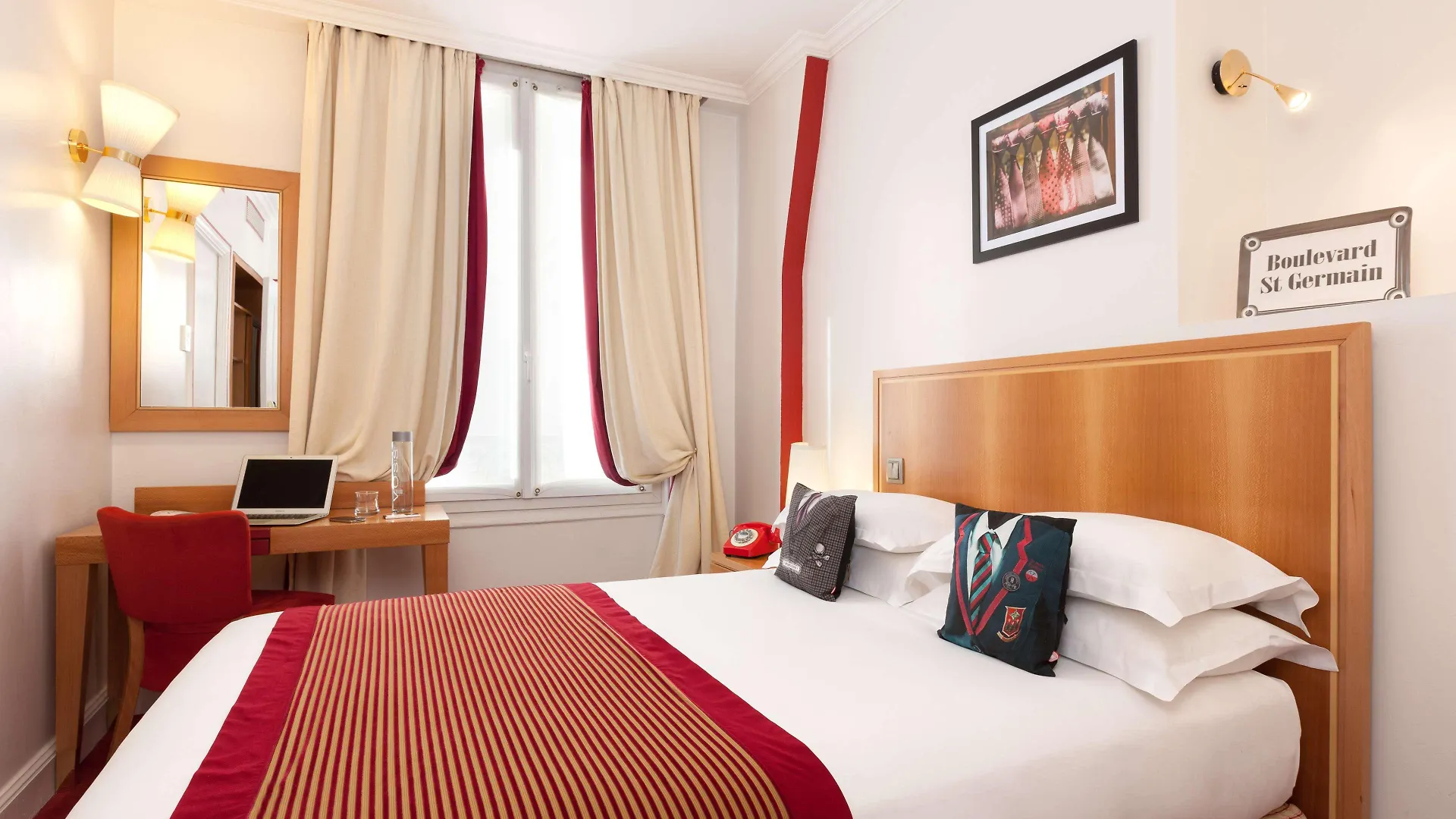 Waldorf Trocadero Tour Eiffel Hotel 4*